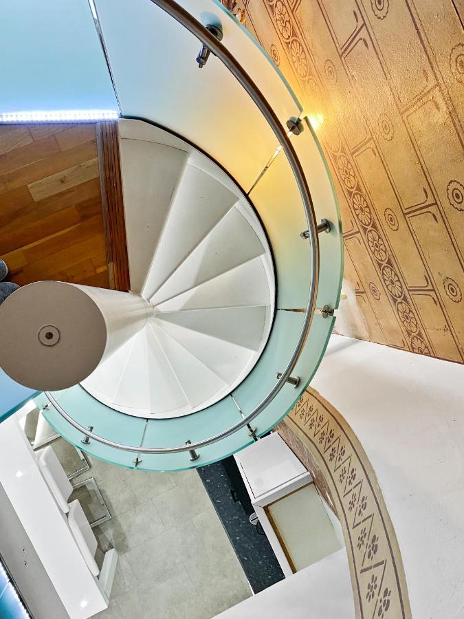 Rare 1-Bed Church Converted Apartment In Londra Esterno foto