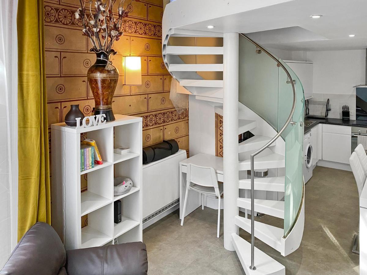 Rare 1-Bed Church Converted Apartment In Londra Esterno foto